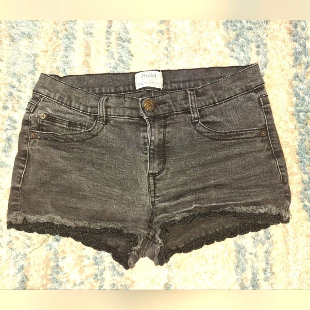 MUDD Black Denim Shorts EUC sz 13
